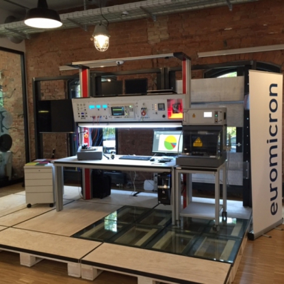 euromicron-Servicetisch im Innovationszentrum ‚openBerlin‘